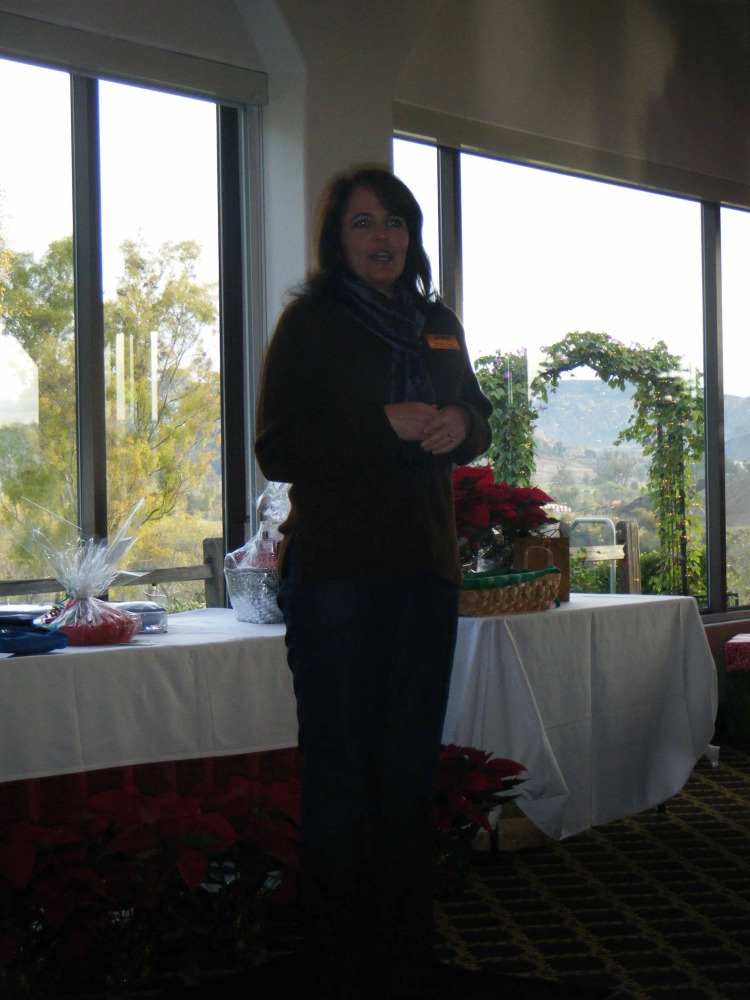 2010 holiday party 021.jpg